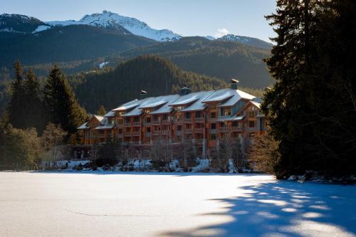 Nita Lake Lodge
