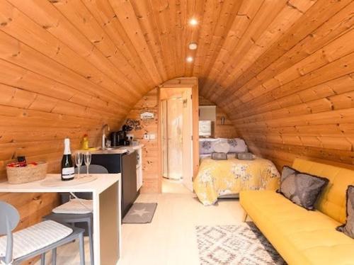 The Hideaway Glamping Pod 2 With Hot Tub & Cold Shower in Naas