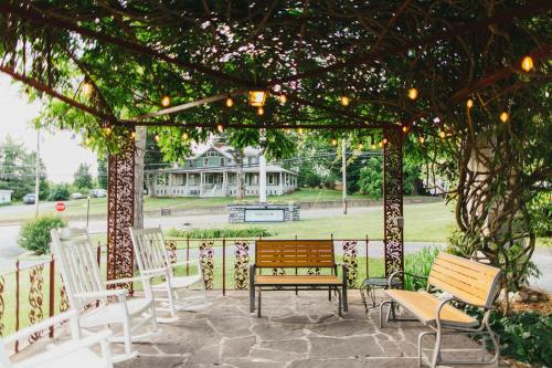 Friendly City Inn B&B - image 9