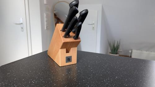 have-a-nice-Stay - helles Dachgeschoss, U-Bahn nach Hamburg 400m - Bäcker & Restaurants 500m - Lidl 800m - Zentrum 1,5km have-a-nice-Stay - helles Dachgeschoss, U-Bahn nach Hamburg 400m - Bäcker & Restaurants 500m - Lidl 800m - Zentrum 1,5km