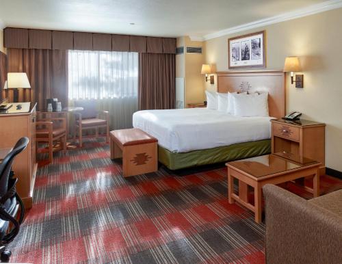 Best Western Premier Grand Canyon Squire Inn - image 10