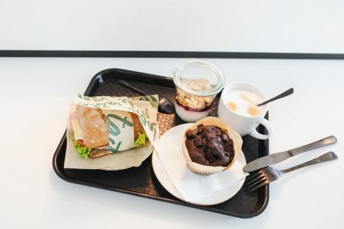 LOGINN Hotel Köln Airport