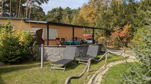 Ferienhaus Golinski auf eigenem komplett umzäunten Grundstück im Unterspreewald mit Kamin (Ferienhaus Golinski auf eigenem komplett umzaunten Grundstuck im Unterspreewald mit Kamin) in Markische Heide Ot Leibchel