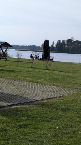 Skats, Ferienhaus Golinski auf eigenem komplett umzäunten Grundstück im Unterspreewald mit Kamin (Ferienhaus Golinski auf eigenem komplett umzaunten Grundstuck im Unterspreewald mit Kamin) in Markische Heide Ot Leibchel