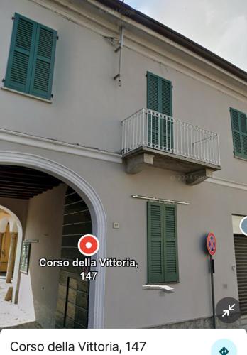 Skats, Appartamento tra Milano e Como in Caronno Pertusella