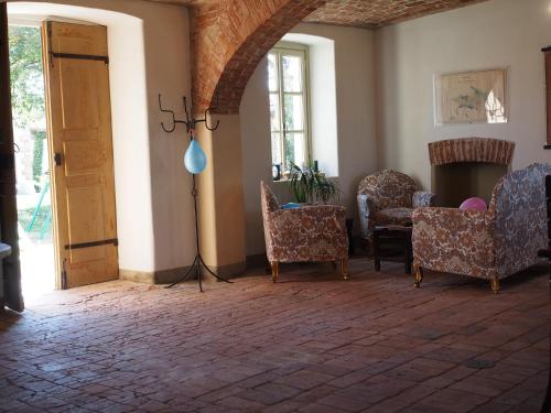 Tenuta Montanello B&B – Castiglione Falletto, NY
