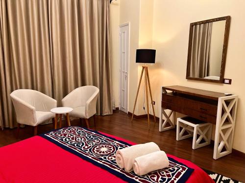 Modern 2BR Apt in Downtown - Mint Stays 42