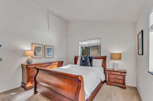 Cozy Carnelian Bay Escape with Deck and Foosball Cozy Carnelian Bay Escape with Deck and Foosball