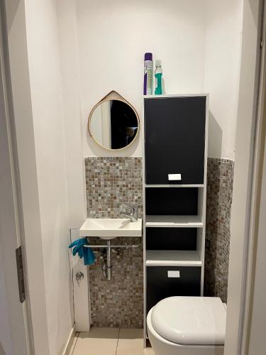 Studio à louer (Studio a louer) in เอช เซอ อัลเซท