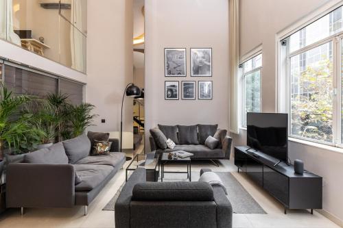 Elegant Modern Apartment in the heart of BCN