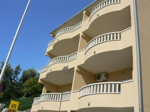 Apartments Petrović