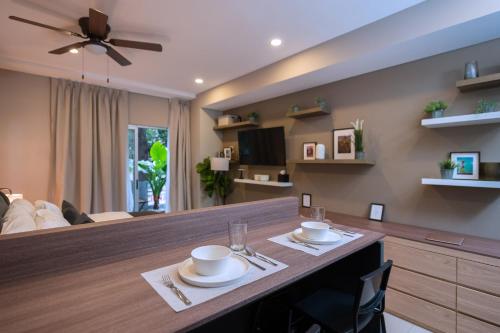 Condesa Luxury Lofts 1210 Condesa Luxury Lofts 1210