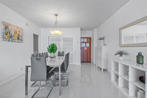 Great Apartment with beach access in Hollywood, USA