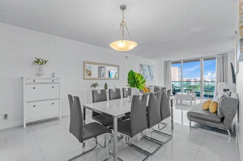 Great Apartment with beach access in Hollywood, USA
