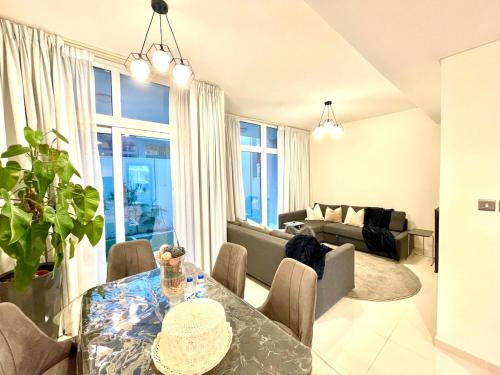 Amazing 3BHK Townhouse in Damac Hills 2 upto 10PLL Amazing 3BHK Townhouse in Damac Hills 2 upto 10PLL