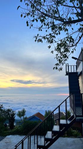 Wimanmok PhuThapBoek  near Phu Hin Rong Kla National Park