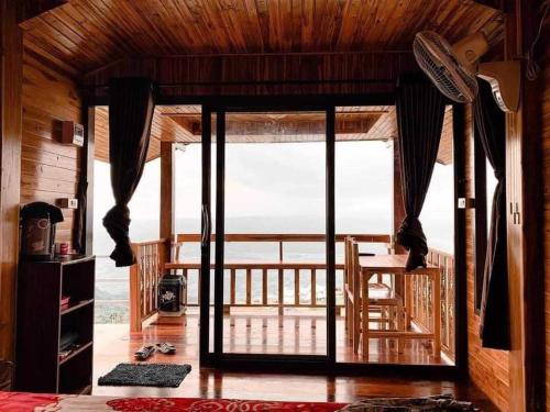 Wimanmok PhuThapBoek&nbsp; near Phu Hin Rong Kla National Park