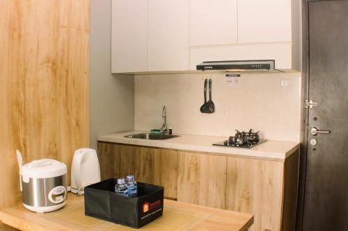 One-Bedroom Apartment image 6