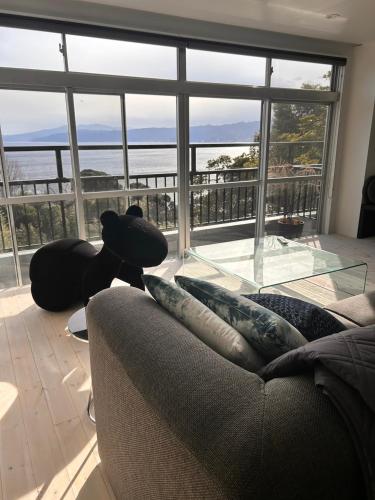 真鶴ペットと泊まれて専用屋上付きスタイリッシュなapartmentHotel途乃中RC2 in Yugawara