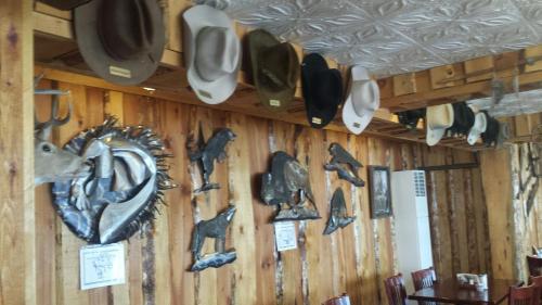 Frontier Lodge - image 28