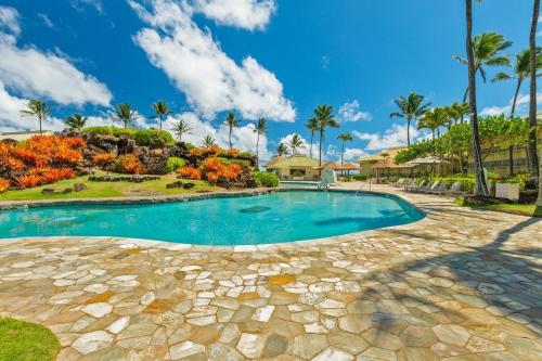 Exclusive Kauai Beachfront Resort with Dining, Bar, Spa, Pool & Waterslide in Lihue (HI)