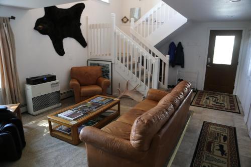 บริการและสิ่งอำนวยความสะดวก, House on the Rock B&B in วาลเดซ (อลาสก้า)