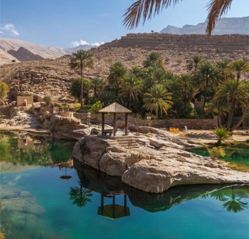 دار استراحة وادي بني خالد (Wadi Bani Khalid Rest House) in طيوي