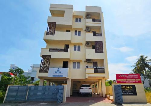 . Rodas Serviced Apartment