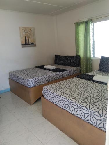 2 double beds