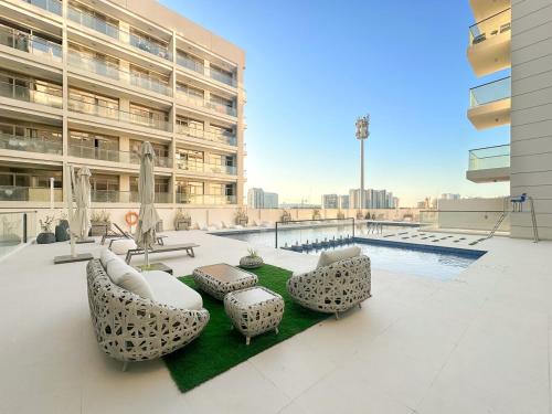 FIRST CLASS 1BR Stylish Urban Retreat, Dubai (Foto 9)