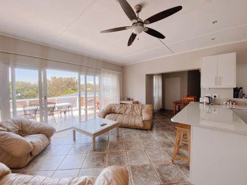 Treetops, Amblewood Guesthouse in Kenton-on-Sea