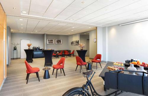 Ramada by Wyndham Amsterdam Airport Schiphol - image 11