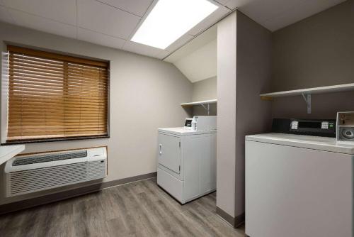 AmericInn by Wyndham Lincoln South - image 10