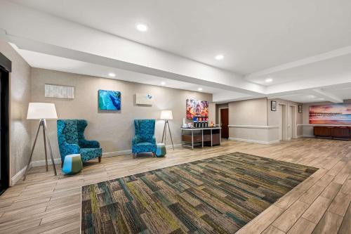 Hampton Inn & Suites Wilson I-95 - image 13