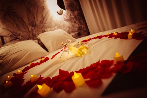 Love Room du Mont d'Or - Baignoire SPA - Minibar offert, Марсель (фото 3)