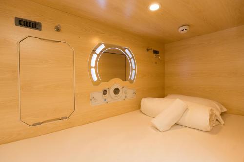 Luma Nest Capsules Luma Nest Capsules