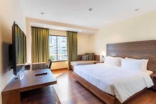 room detail thumbnail 0