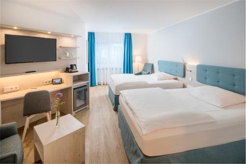 2 double beds