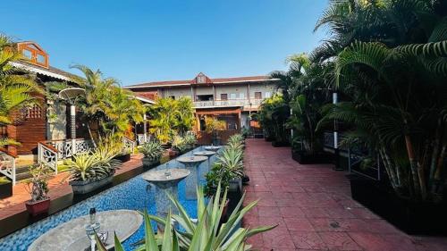 Pixiestays Hotel bhp6 luxurious stay