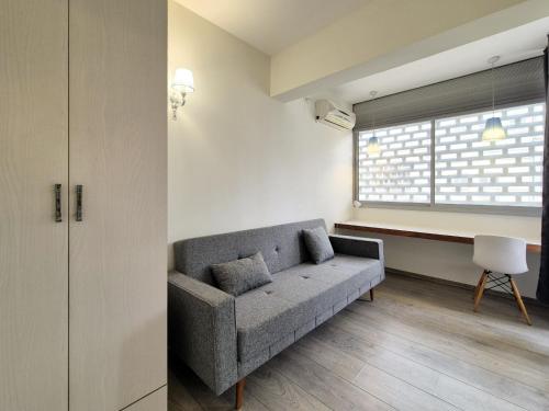 Three Bedroom Apartment with Balcony - 1 Bar Kochva Street image 2