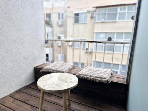 Three Bedroom Apartment with Balcony - 1 Bar Kochva Street image 6