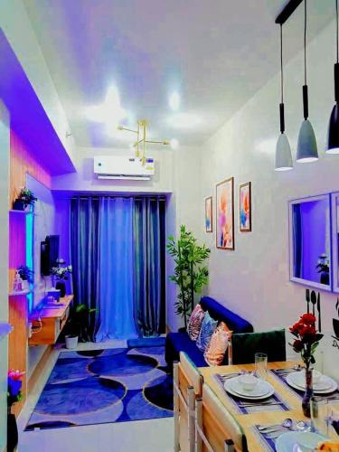 Dream City Staycation -Shore3 Residences Tower 2, Metro Manila
