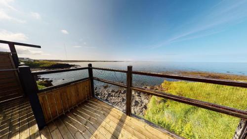 View, Kleifar: Ocean View Apartment in Hellissandur