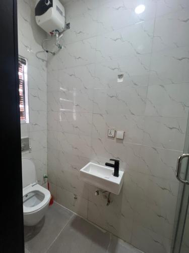 Luxebnb and Concierge Services - image 2