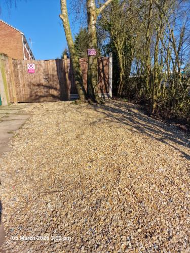 NightRest Homes Luton 5 minutes to Luton Airport -Wifi - Free Parking