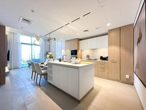 Trophy-Aesthetic Apartment w Skyline and Dubai, Dubai (foto 5)