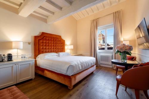 San Firenze Suites & Spa - image 4