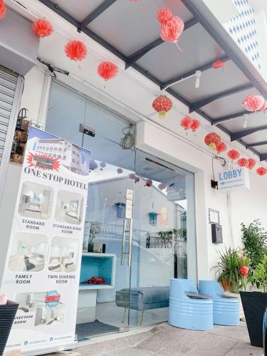 One Stop Hotel - 주변 환경