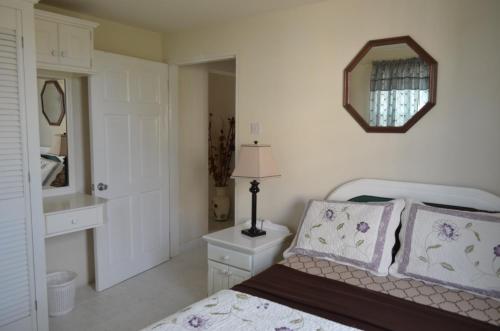 JersonApartments in Oistins