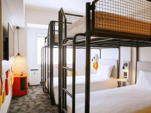 Superior Quadruple Room- Non Smoking
